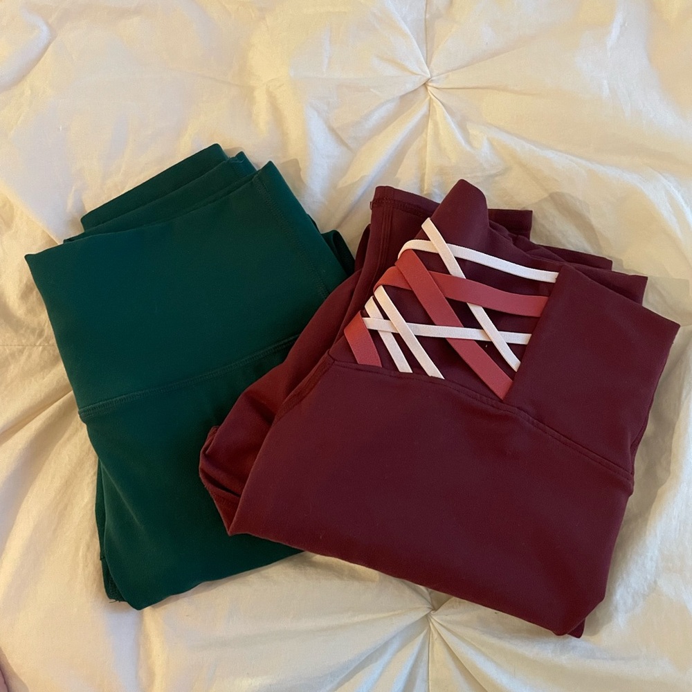 Fabletics bundle!! - Picture 3 of 4